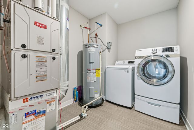 9681 Crossfield Road, Avon, IN 46123