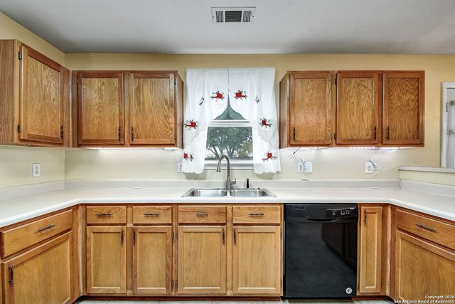 5207 Wood Glen, San Antonio, TX 78244