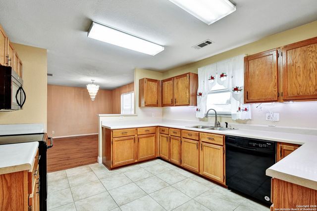 5207 Wood Glen, San Antonio, TX 78244