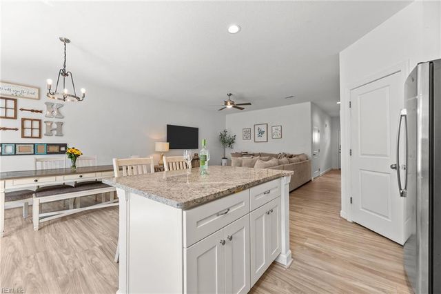 2440 Fieldsway DR, Chesapeake, VA 23320