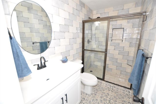 2655 Fountain View Street 3, New Caney, TX 77357