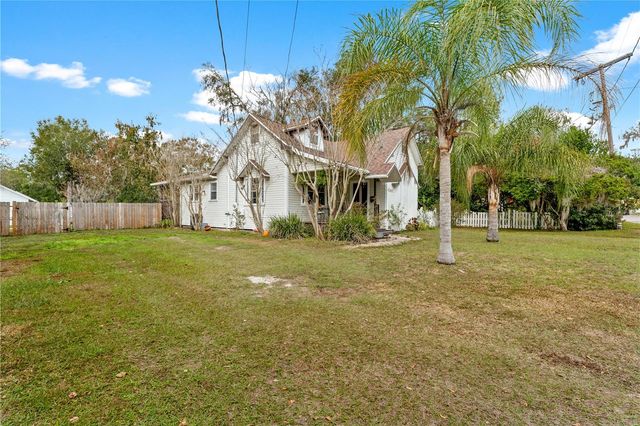 13627 13TH STREET, Dade City, FL 33525