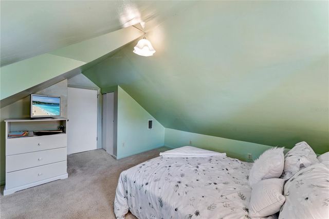 13627 13TH STREET, Dade City, FL 33525