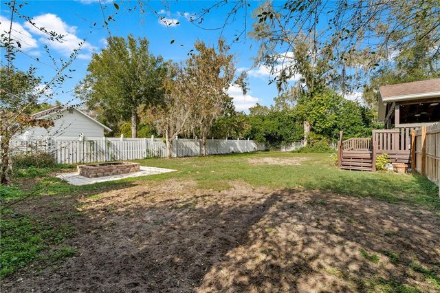 13627 13TH STREET, Dade City, FL 33525