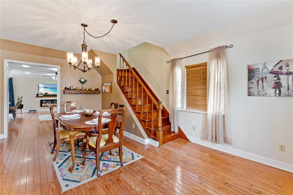 Image 8 of property listing at 13627 13TH STREET, Dade City, FL 33525