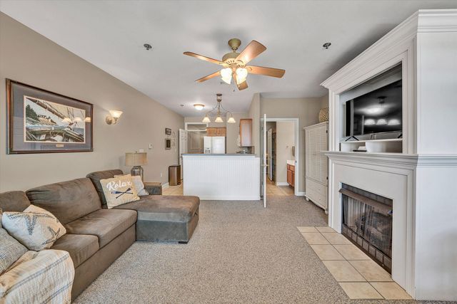 1245 Graves Harbor TRL 244, Huddleston, VA 24104