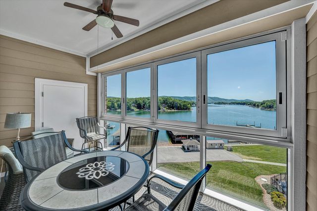 1245 Graves Harbor TRL 244, Huddleston, VA 24104