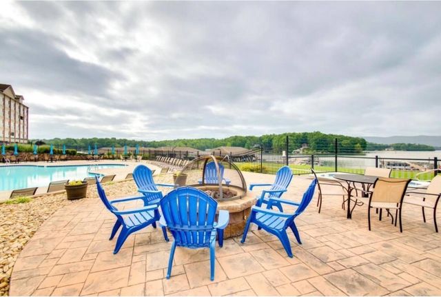 1245 Graves Harbor TRL 244, Huddleston, VA 24104