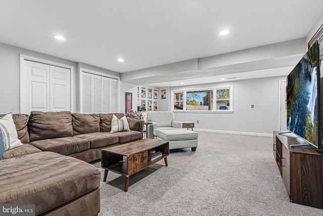 231 E TIMONIUM RD, Lutherville Timonium, MD 21093