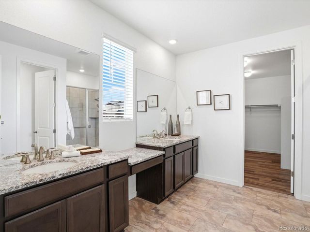982 High Point Trl, Elizabeth, CO 80107