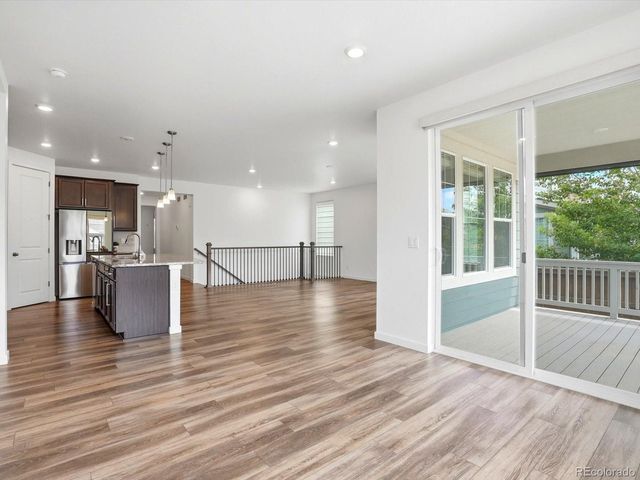982 High Point Trl, Elizabeth, CO 80107