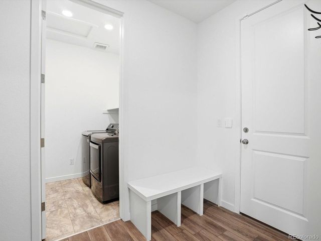 982 High Point Trl, Elizabeth, CO 80107