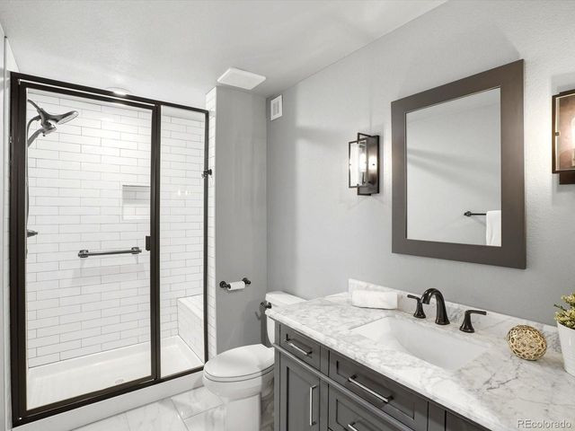 982 High Point Trl, Elizabeth, CO 80107