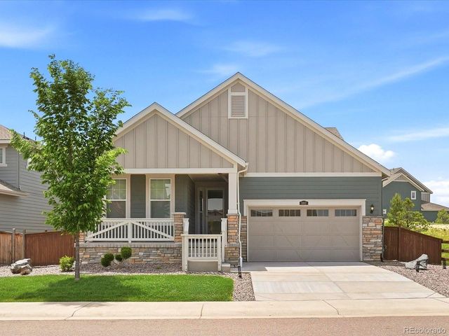 982 High Point Trl, Elizabeth, CO 80107