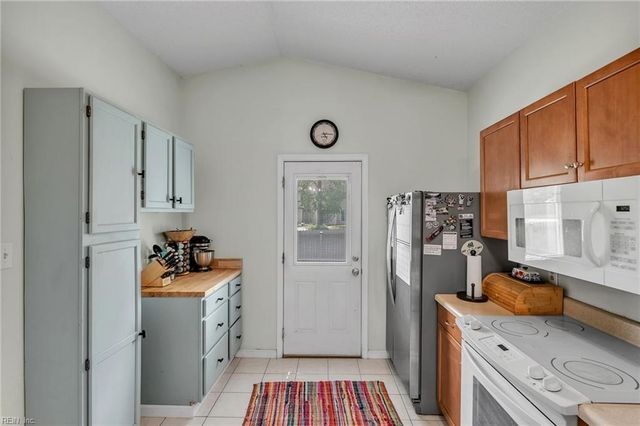 1597 Mill Oak DR, Virginia Beach, VA 23464