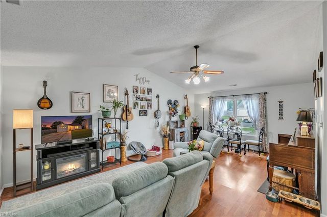 1597 Mill Oak DR, Virginia Beach, VA 23464