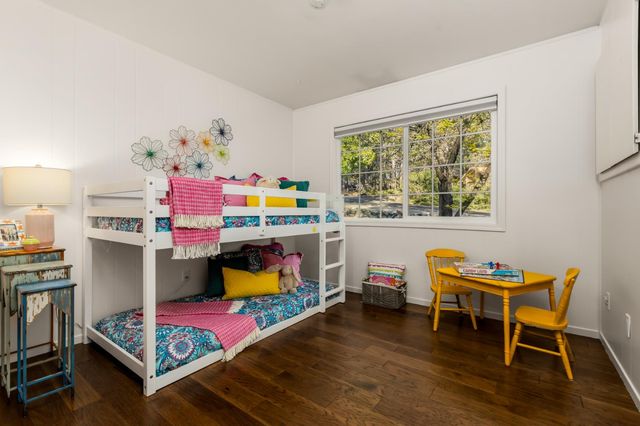 17082 Alioto Dr, Grass Valley, CA 95949