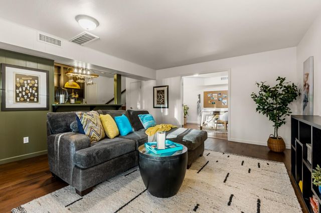 17082 Alioto Dr, Grass Valley, CA 95949
