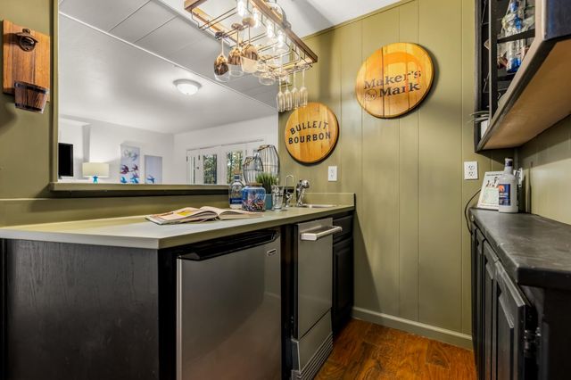 17082 Alioto Dr, Grass Valley, CA 95949
