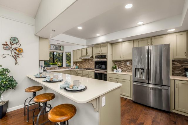 17082 Alioto Dr, Grass Valley, CA 95949