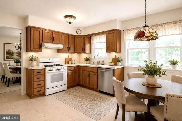 14 FLETCHER BLVD, Sicklerville, NJ 08081