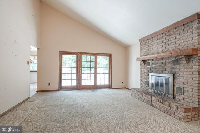 14 FLETCHER BLVD, Sicklerville, NJ 08081