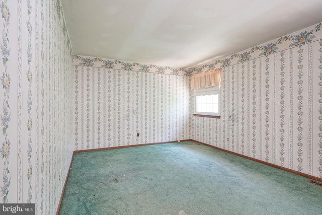 14 FLETCHER BLVD, Sicklerville, NJ 08081