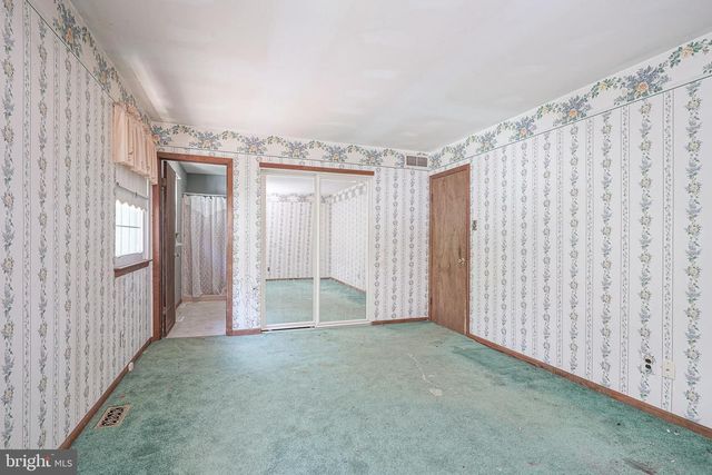 14 FLETCHER BLVD, Sicklerville, NJ 08081