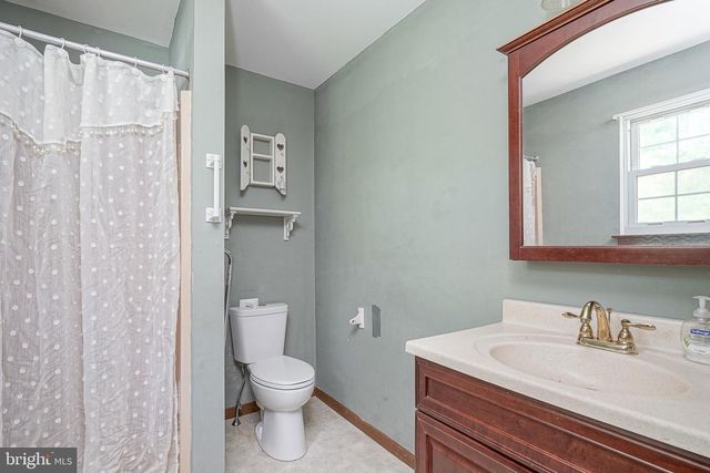 14 FLETCHER BLVD, Sicklerville, NJ 08081