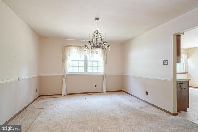 14 FLETCHER BLVD, Sicklerville, NJ 08081