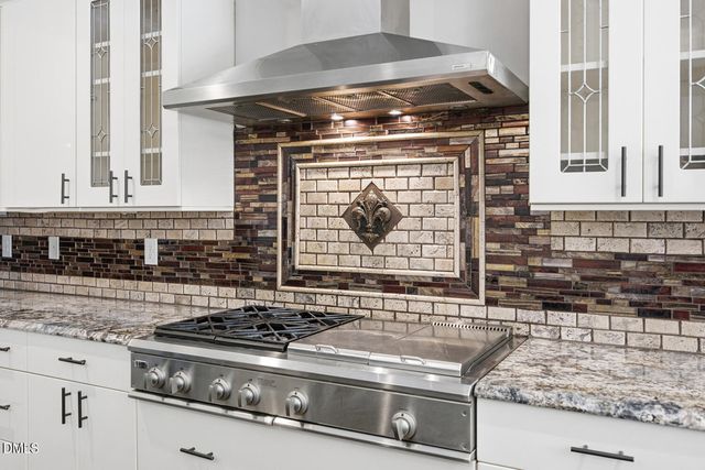 56712 Nash, Chapel Hill, NC 27517