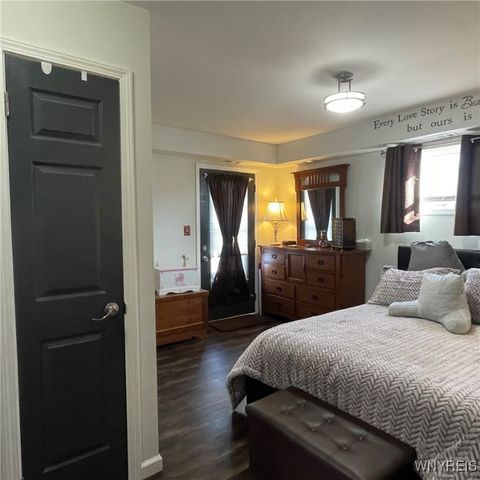 178 Marilyn Drive, Grand Island, NY 14072