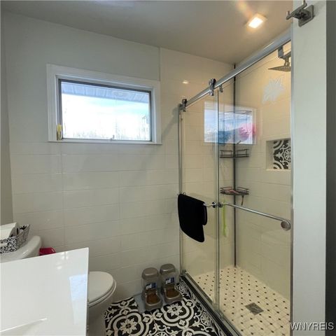 178 Marilyn Drive, Grand Island, NY 14072