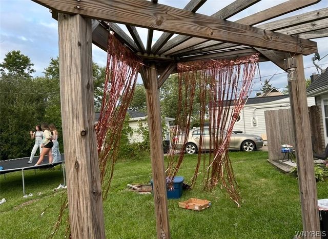 178 Marilyn Drive, Grand Island, NY 14072