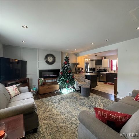 178 Marilyn Drive, Grand Island, NY 14072