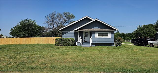 500 S Pecan Creek Trail, Valley View, TX 76272