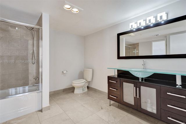 20355 NE 34th Court 2725, Aventura, FL 33180