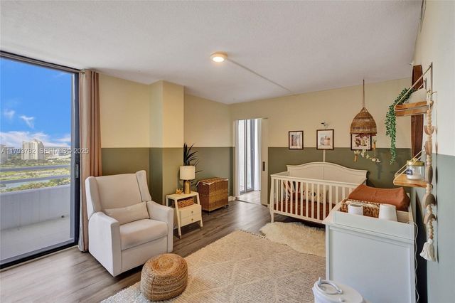 20355 NE 34th Court 2725, Aventura, FL 33180