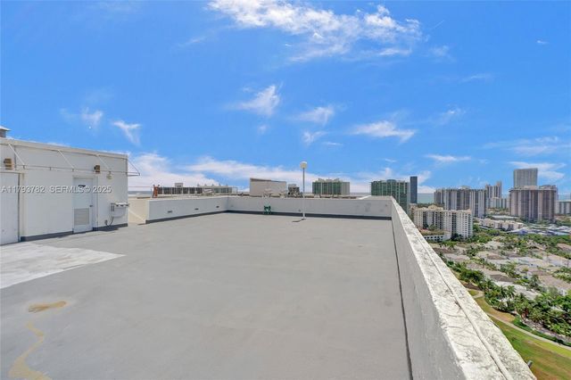 20355 NE 34th Court 2725, Aventura, FL 33180