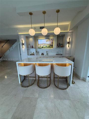 20355 NE 34th Court 2725, Aventura, FL 33180