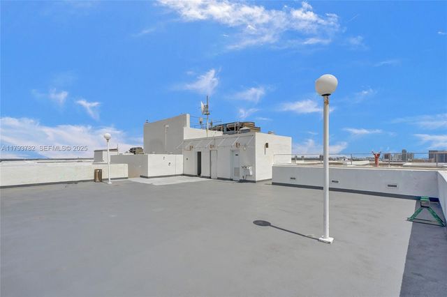 20355 NE 34th Court 2725, Aventura, FL 33180