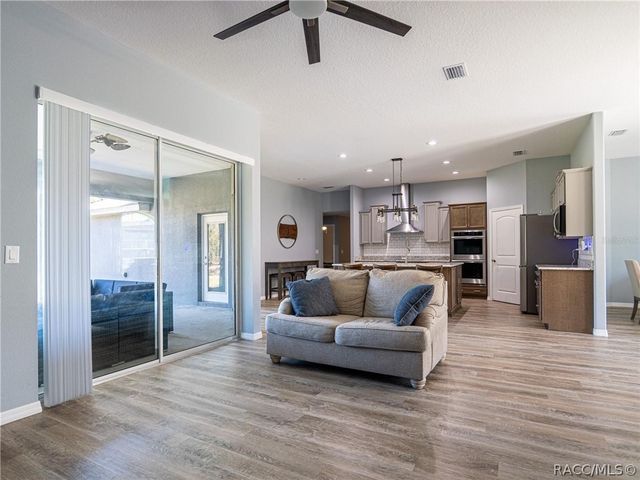 10688 SW 129th Terrace Road, Dunnellon, FL 34432