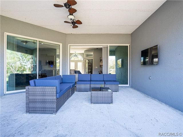 10688 SW 129th Terrace Road, Dunnellon, FL 34432