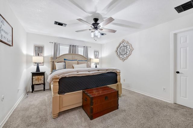 21219 Horse Shoe Drive, Manvel, TX 77578