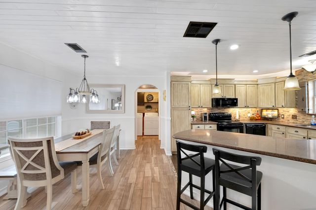 21219 Horse Shoe Drive, Manvel, TX 77578