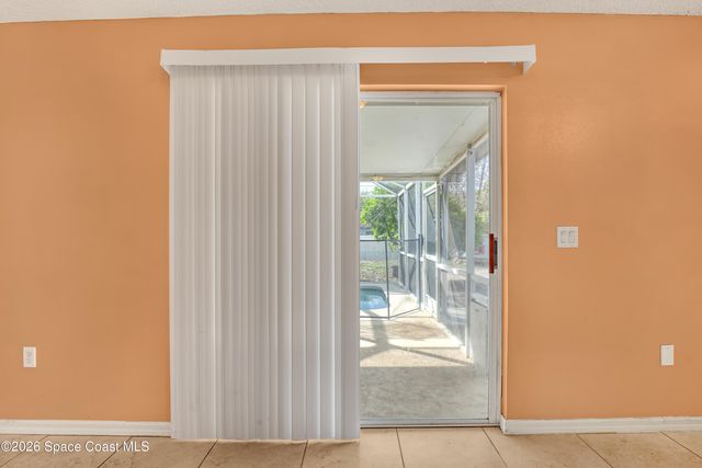 938 Jettie Street NE, Palm Bay, FL 32907