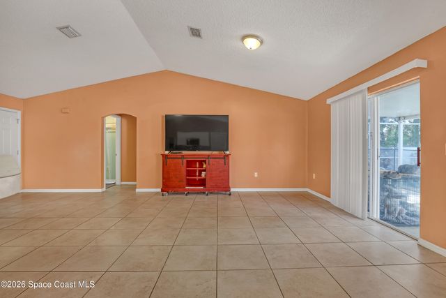 938 Jettie Street NE, Palm Bay, FL 32907
