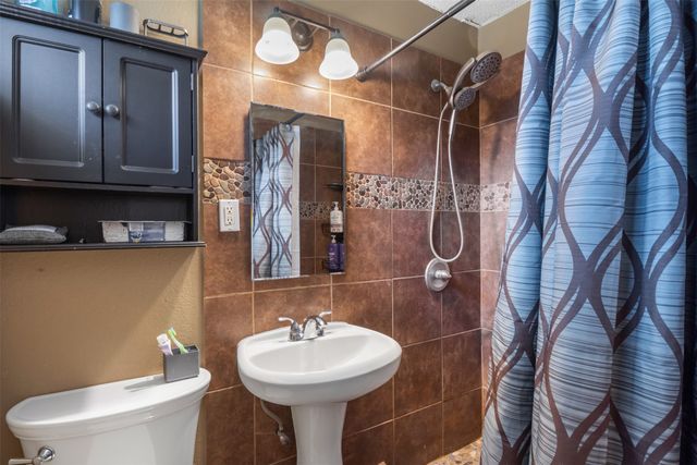 3016 Sundial Drive, Dallas, TX 75229