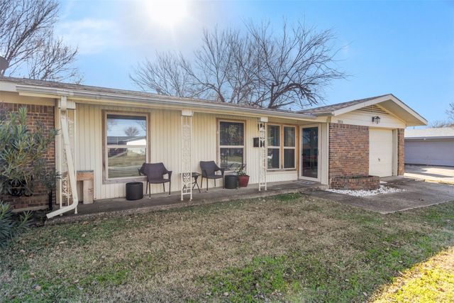 3016 Sundial Drive, Dallas, TX 75229