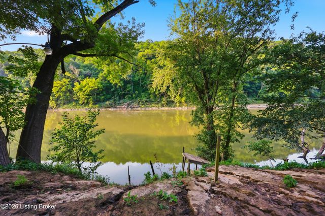 1540 Sims Valley Rd, Lawrenceburg, KY 40342
